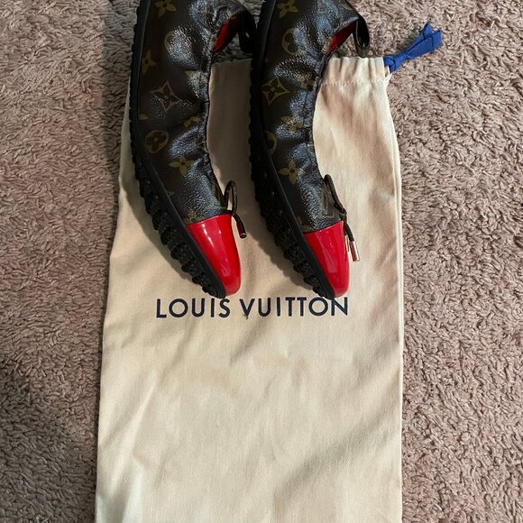 LV Ballerina Flats made in Italy, size 39 IT (US size 9), barely used, like new - Picture 5 of 7